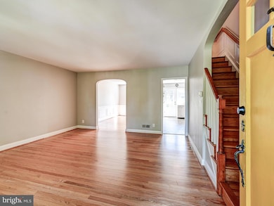 111 Stanmore Rd, Baltimore, MD 21212 - photo 4