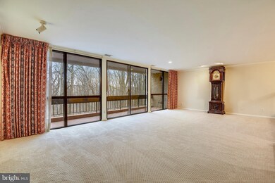 4970 Sentinel Dr, Bethesda, MD 20816 - photo 4