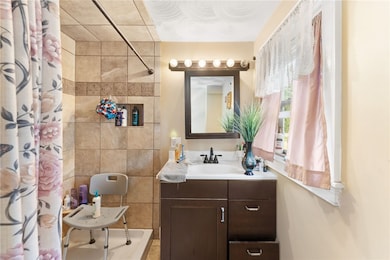 18 S Main St, Coventry, RI 02816 - photo 7