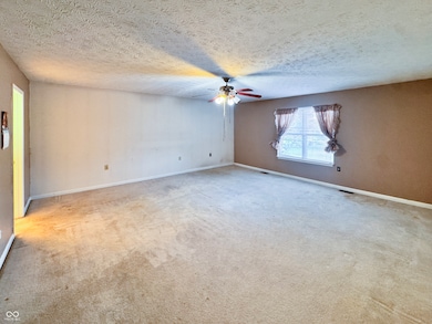 2308 Valley Creek West Ln, Indianapolis, IN 46229 - photo 4