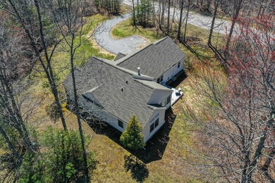 2 Worthen Rd, Durham, NH 03824 - photo 3