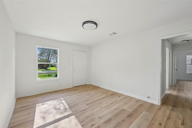 750 Jeny Ln, Beaumont, TX 77707 - photo 6