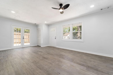 5041 Dimson Dr N, Columbus, OH 43213 - photo 7