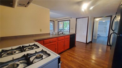 3220 Amherst Rd, Erie, PA 16506 - photo 7