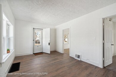 03-1030-May-St-Lansing-MI-48906-WindowSt