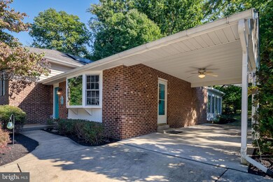 6201 Goodman Rd, Laurel, MD 20707 - photo 3