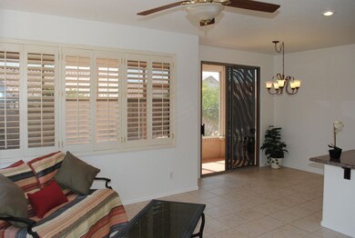Arizona room to breakfast area