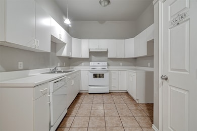 214 Joshua Blvd, Joshua, TX 76058 - photo 7