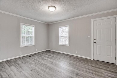 1270 Winslow Ave, Asheboro, NC 27205 - photo 4