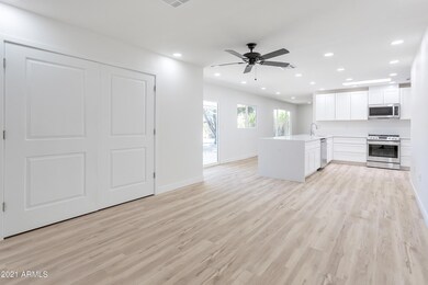 unlisted-address, Sun City, AZ 85373 - photo 4