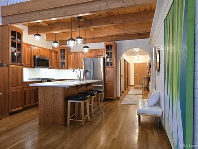 New Quartz Countertops & Light Fixtures