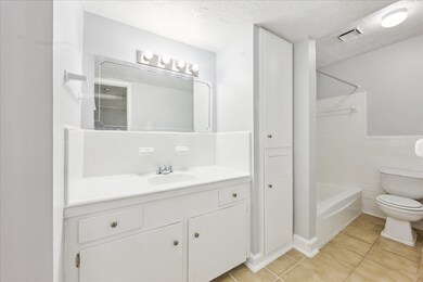 1645 W Main St unit 17, Houston, TX 77006 - photo 5