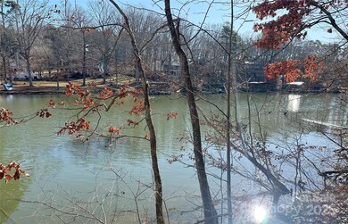 286 Aberdeen Ct E unit 43, New London, NC 28127 - photo 2