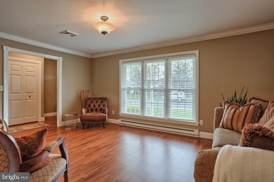 959 E Pine St, Palmyra, PA 17078 - photo 6