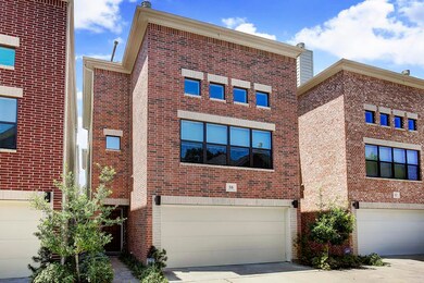 650 Westcross St unit 58, Houston, TX 77018 - photo 2