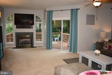 613 Trout Run Ct, Odenton, MD 21113 - photo 3