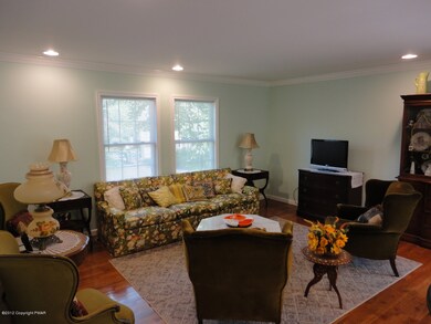 511 Mac Ln, East Stroudsburg, PA 18301 - photo 4