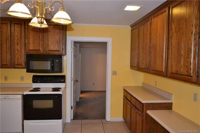 Plenty of cabinets in your new kitchen!