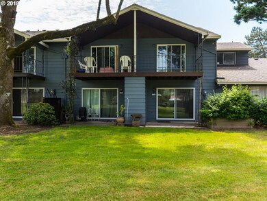 1728 NE Hogan Dr, Gresham, OR 97030 - photo 3