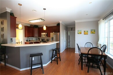 Kitchen Dining Area