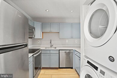 11402 Ledbury Way, Germantown, MD 20876 - photo 5