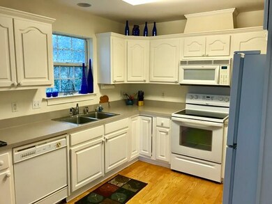 412 Magnolia Ave, Saint Simons Island, GA 31522 - photo 2