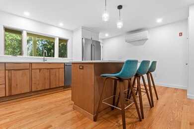 27 Greenleaf St, Amesbury, MA 01913 - photo 6