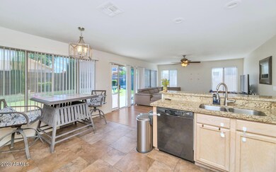 Kitchen/Family
