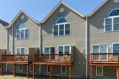 77 Pear Tree Ln, Newmarket, NH 03857 - photo 2