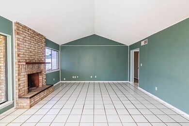 1527 Charles Owens Dr, El Paso, TX 79936 - photo 4