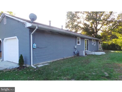 682 Pleasant Dr, Vineland, NJ 08360 - photo 3