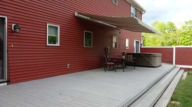 489 Market Hill Rd, Amherst, MA 01002 - photo 2