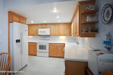 5635 S Highway A1a unit A402, Melbourne Beach, FL 32951 - photo 7