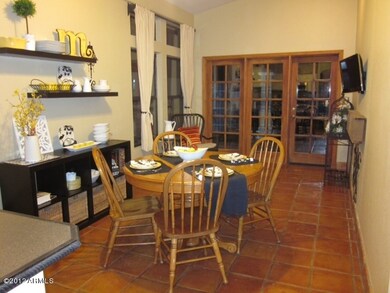 Dining/ Kitchen