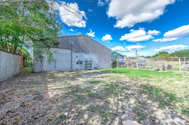 6714 Dumble St, Houston, TX 77021 - photo 2