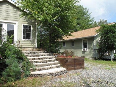 1014 Banks Creek Rd, Burnsville, NC 28714 - photo 4