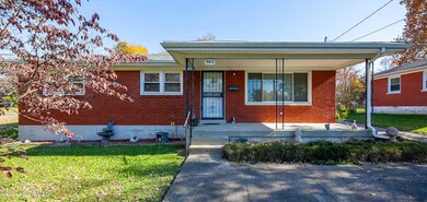 8813 Maple Rd, Louisville, KY 40229 - photo 2