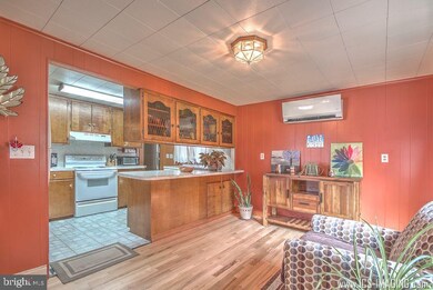 115 S 47th St, Harrisburg, PA 17111 - photo 4