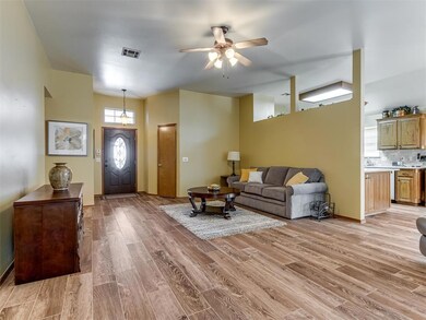 2216 NE 4th St, Moore, OK 73160 - photo 5