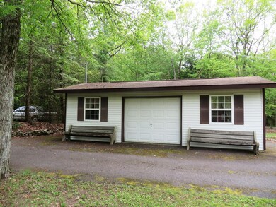 Detached garage/workshop