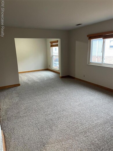 527 E University Dr, Rochester, MI 48307 - photo 7