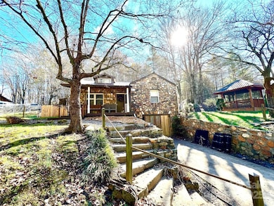 122 and 124 Avian Ct, Brevard, NC 28712 - photo 2