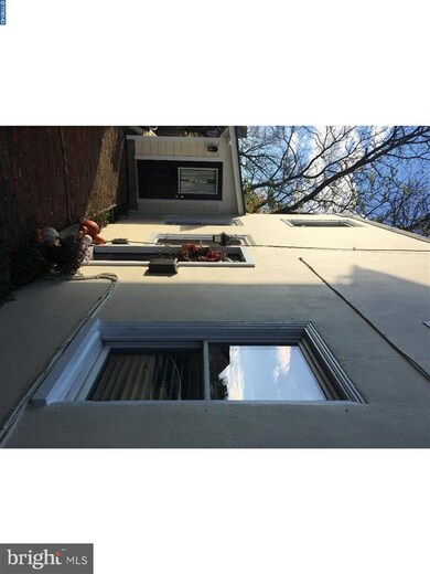 282 N Main St unit 2ND FL, Doylestown, PA 18901 - photo 2