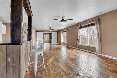 05-1311 Walnut Shell Dr_05
