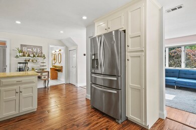 38 Mellen St, Hopedale, MA 01747 - photo 7