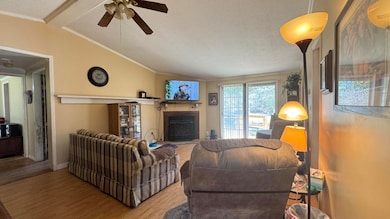 1062 WASHINGTON Drive