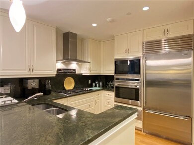 341 Thames St unit 202, Bristol, RI 02809 - photo 7