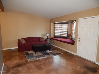 Entrance / Living Room