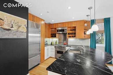 331 E 8th St unit 2, New York, NY 10009 - photo 2