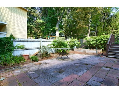 141 Eastbourne Rd unit 143, Newton Center, MA 02459 - photo 4